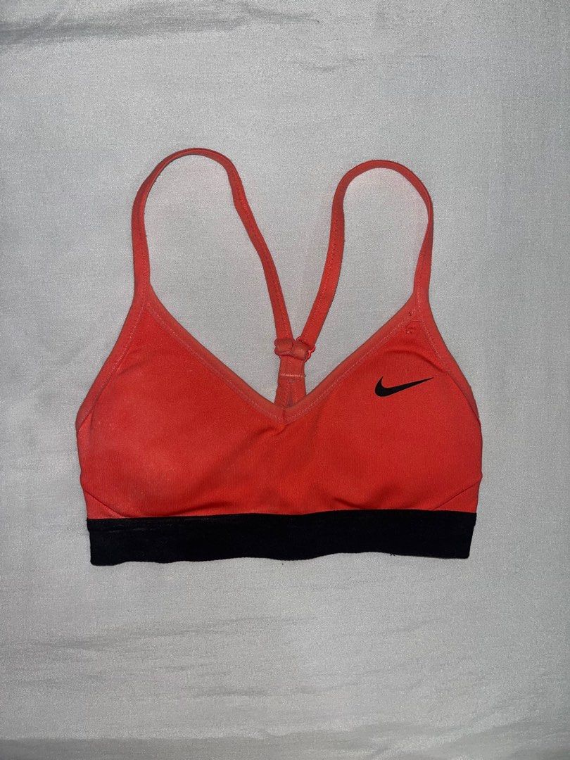 Nike Indy sports bra (Category: Activewear) located in Muntinlupa City. Submitted by lean.bean (Listing ID 1348591279, Image 1). Description: - size XS - used but still good condition - has some signs of wear on the band & leftover soap makers on the inside but can be washed off easily.