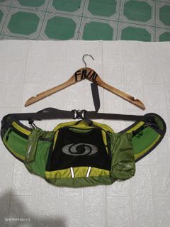 Salomon belt bag