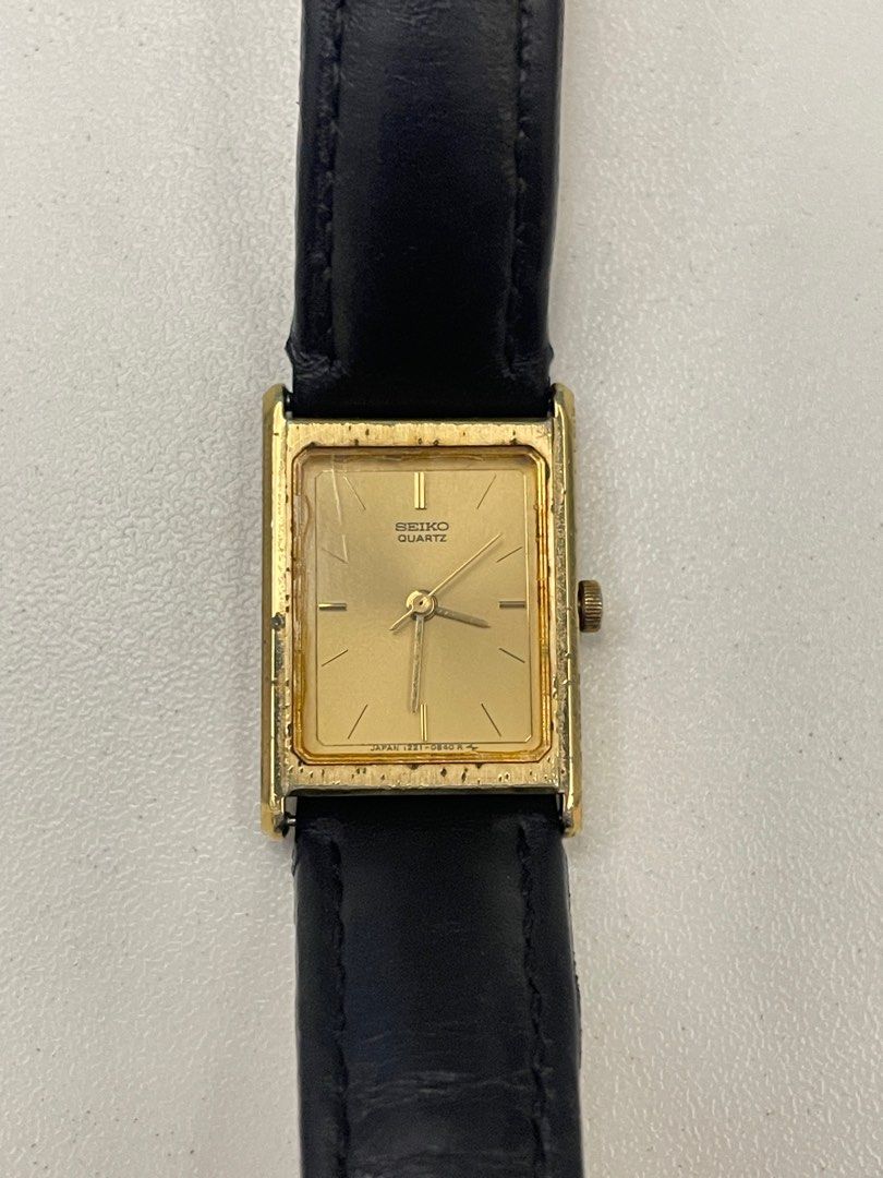 Seiko Tank (Unisex) (Category: Men's Watches) located in Makati City. Submitted by dausdos (Listing ID 1348518252, Image 3). Description: Vintage Seiko Tank Very Chic and Smart-Looking .