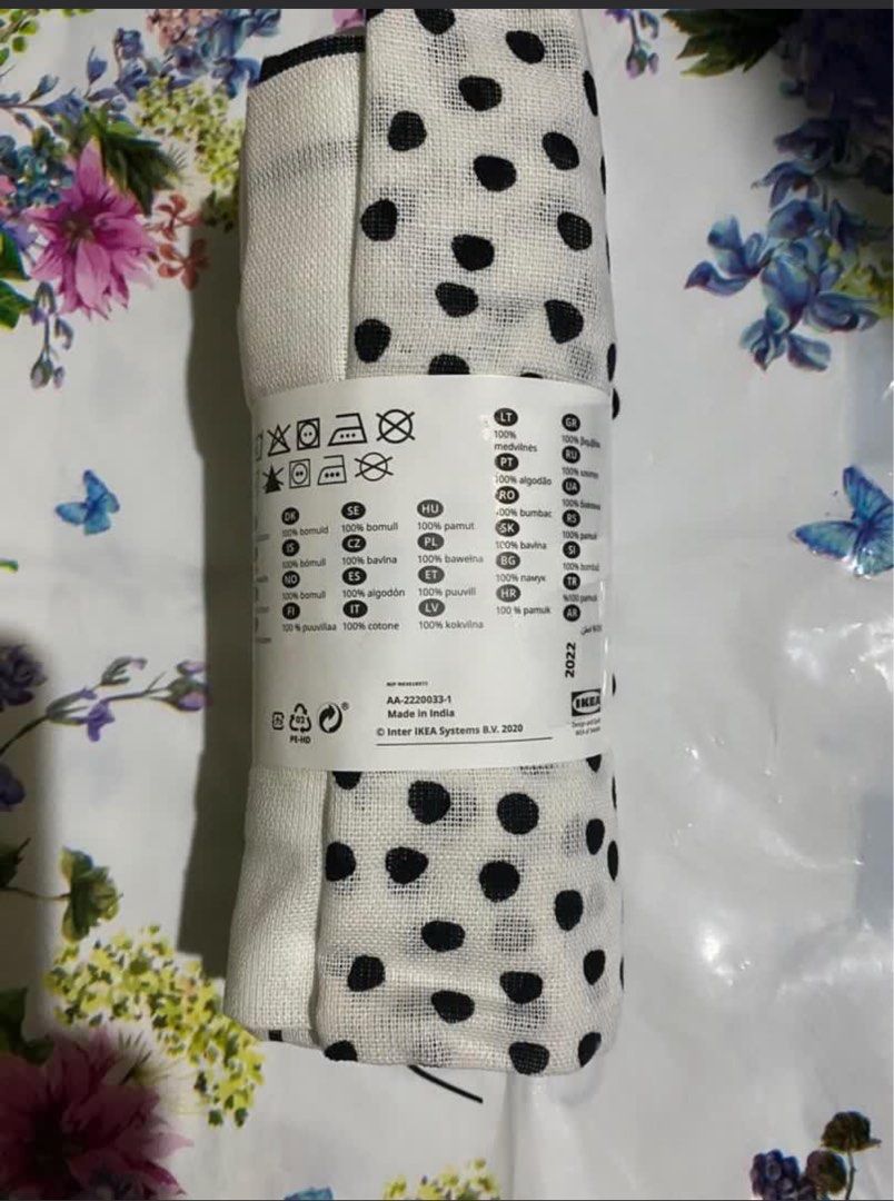 Set of kicthen towel (Category: Towels, Napkins & Holders) located in Legazpi City. Submitted by gift_huntt (Listing ID 1348618866, Image 3). Description: Set of 4 kitchen towel PHP 600 Set of 4 kitchen towel Brand new From ikea Canada.