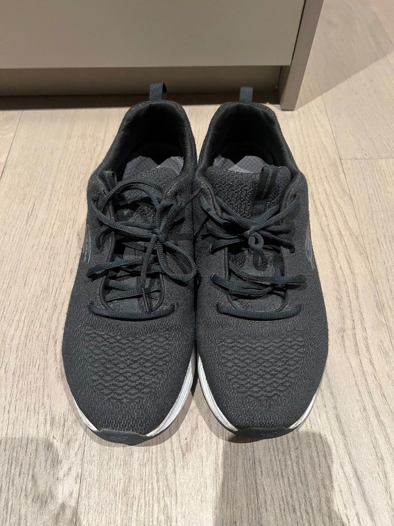 Sketchers air-cooled size 12 US (Category: Sneakers) located in Quezon City. Submitted by axeman32 (Listing ID 1348592846, Image 3). Description: Sketchers air-cooled Size 12 US.