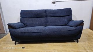 SOFA

8,500 pesos😊

L 74" w 35"
fabric seat
Metal legs
Bulky foam
Will be delivered cleaned 
No faded fabric ( sa lights lang po ito )
In good condition 
Japan surplus