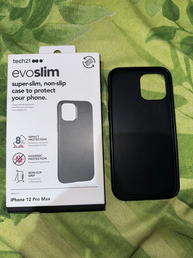 tech 21 iphone 12 promax (Category: Cases & Sleeves) located in Taguig. Submitted by cartbomb.wolf (Listing ID 1348520446, Image 3). Description: rsf :declutter.