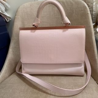 （分類：）位於 。 由 yan_137 提交（商品編號 1348551791，圖片 1）。簡介： 。