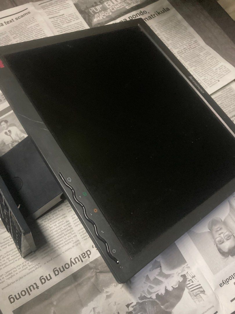 Think Vision Lenovo 75 Hz (Category: Monitor Screens) located in Quezon City. Submitted by anjelo_ (Listing ID 1348613963, Image 3). Description: 75 fps more details refer to pic above ^^.