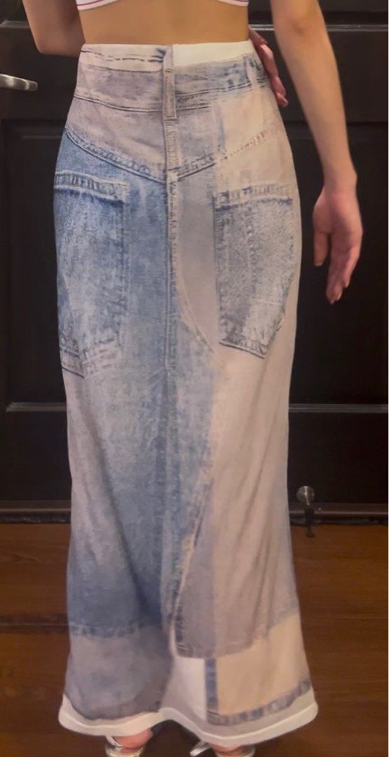 Topshop Denim Like Skirt (Category: Skirts) located in Manila. Submitted by bbstyle___ (Listing ID 1348546507, Image 1). Description: Pencil skirt Waist 23-24.