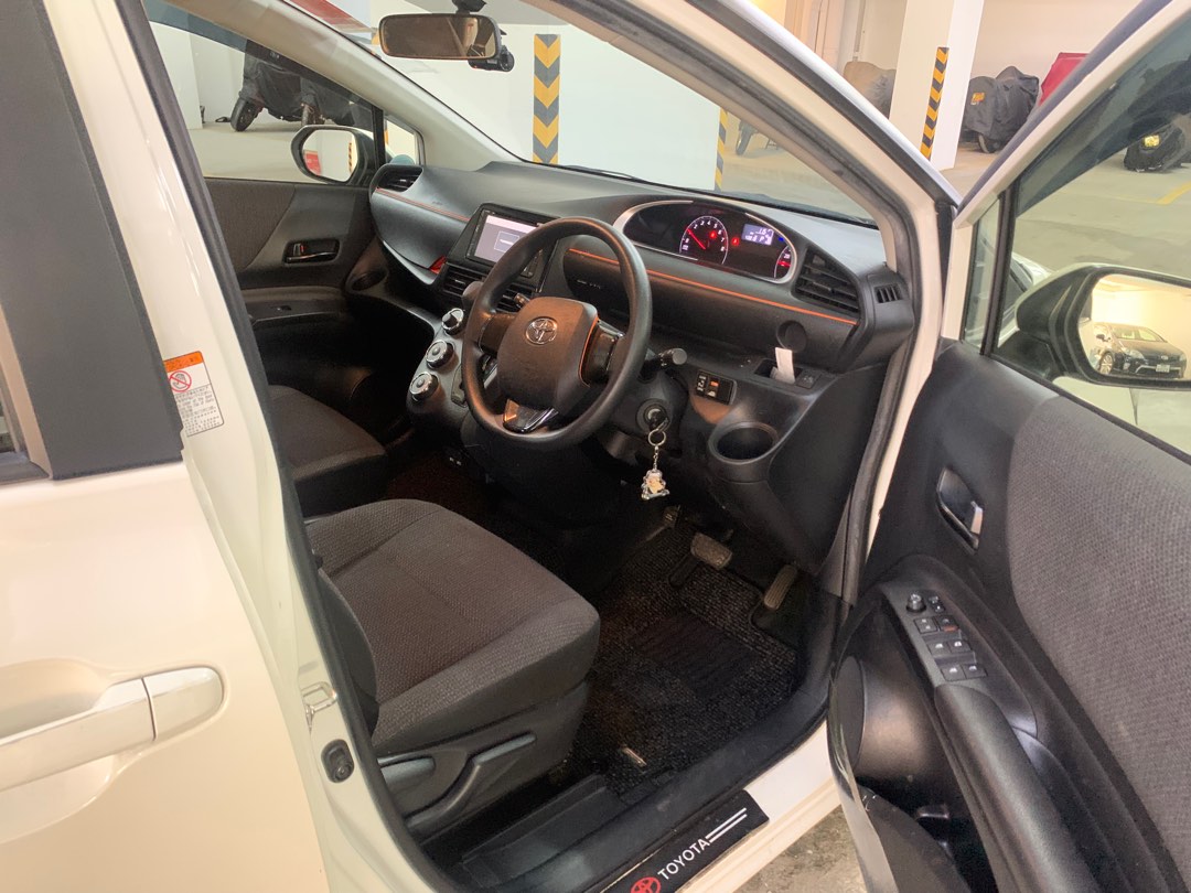 Toyota Sienta 1.5 Standard (A)62863129428737112