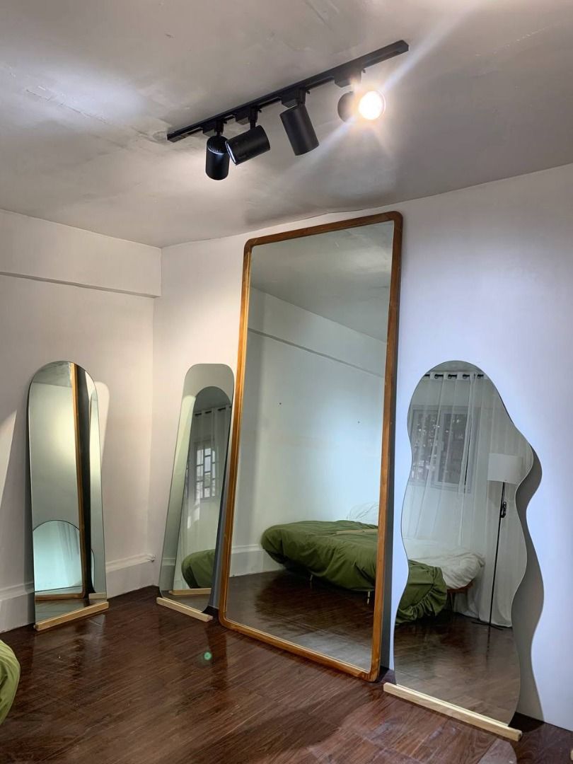 Unique Abstract Mirrors – Stylish Home Decor! 🪞✨ (Category: Mirrors) located in Caloocan City. Submitted by solarimirrors (Listing ID 1348499994, Image 3). Description: Give your home a chic upgrade with our Abstract Mirrors! Perfect for living rooms, bedrooms, or entryways, these mirrors add depth and style to your interiors. Available in various sizes and designs. 🔑 Key Features: Unique, eye-catching designs Perfect for modern homes Sturdy an