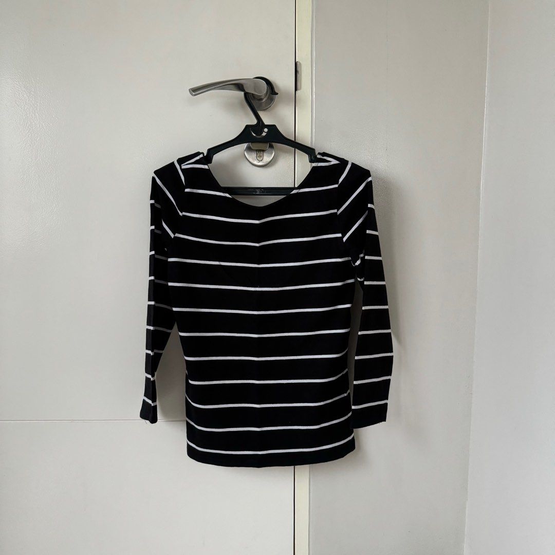 Zara Striped Longsleeves (Category: Longsleeves) located in Quezon City. Submitted by luvluva (Listing ID 1348618615, Image 2). Description: fits S-M.