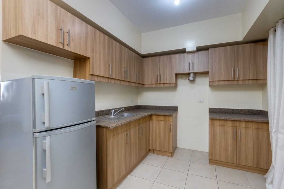 2BR Stellar Place Visayas Ave. Quezon City (Category: Apartments & Condos) located in Antipolo. Submitted by BONG.CHUA (Listing ID 1348651841, Image 3). Description: Rush sale. Good deal. Located at the heart of Quezon City. Furnished 2-Bedroom Unit. Please refer to pictures for reference. Preferably Cash Term. Bank Financing is also ok if you already have a pre-approved loan. No CGT yet. Direct to owner. A new Hospital is being built nearby. For