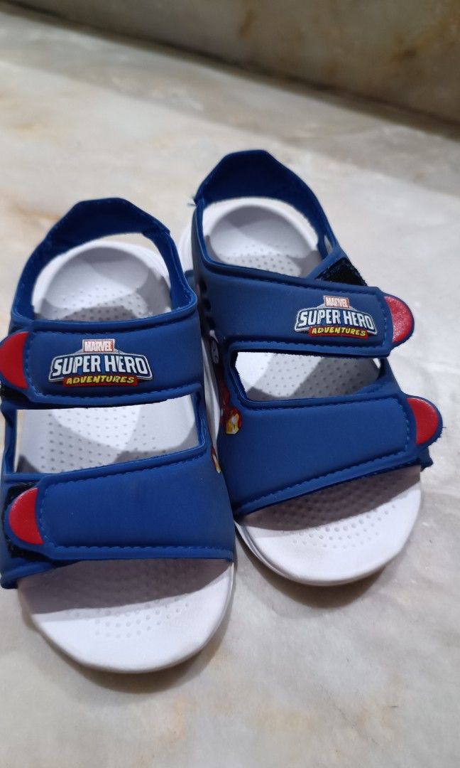 Adidas marvel sandals (Category: Babies & Kids Fashion) located in Manila. Submitted by unboxing_addict (Listing ID 1348657068, Image 2). Description: adidas marvel edition waterproof sandals comfy and lightweight flexible for kids who run and play US 7k size.