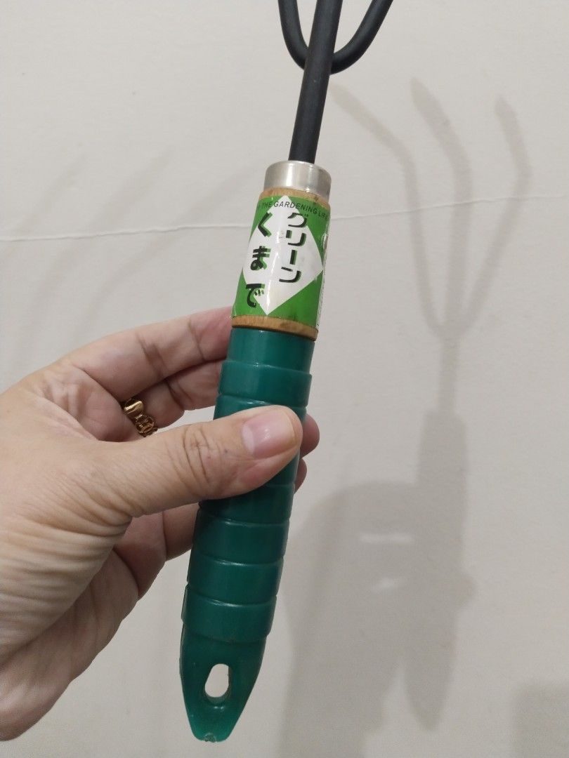 Affordable japan garden tools B😍👌 (Category: Gardening Tools & Ornaments) located in Malolos. Submitted by afford.japan (Listing ID 1348814433, Image 1). Description: Affordable japan garden tools B😍👌.