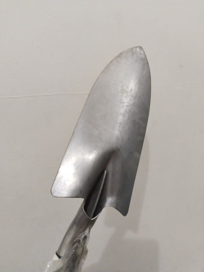 Affordable japan garden tools C😍👌 (Category: Gardening Tools & Ornaments) located in Malolos. Submitted by afford.japan (Listing ID 1348814566, Image 3). Description: Affordable japan garden tools C😍👌.