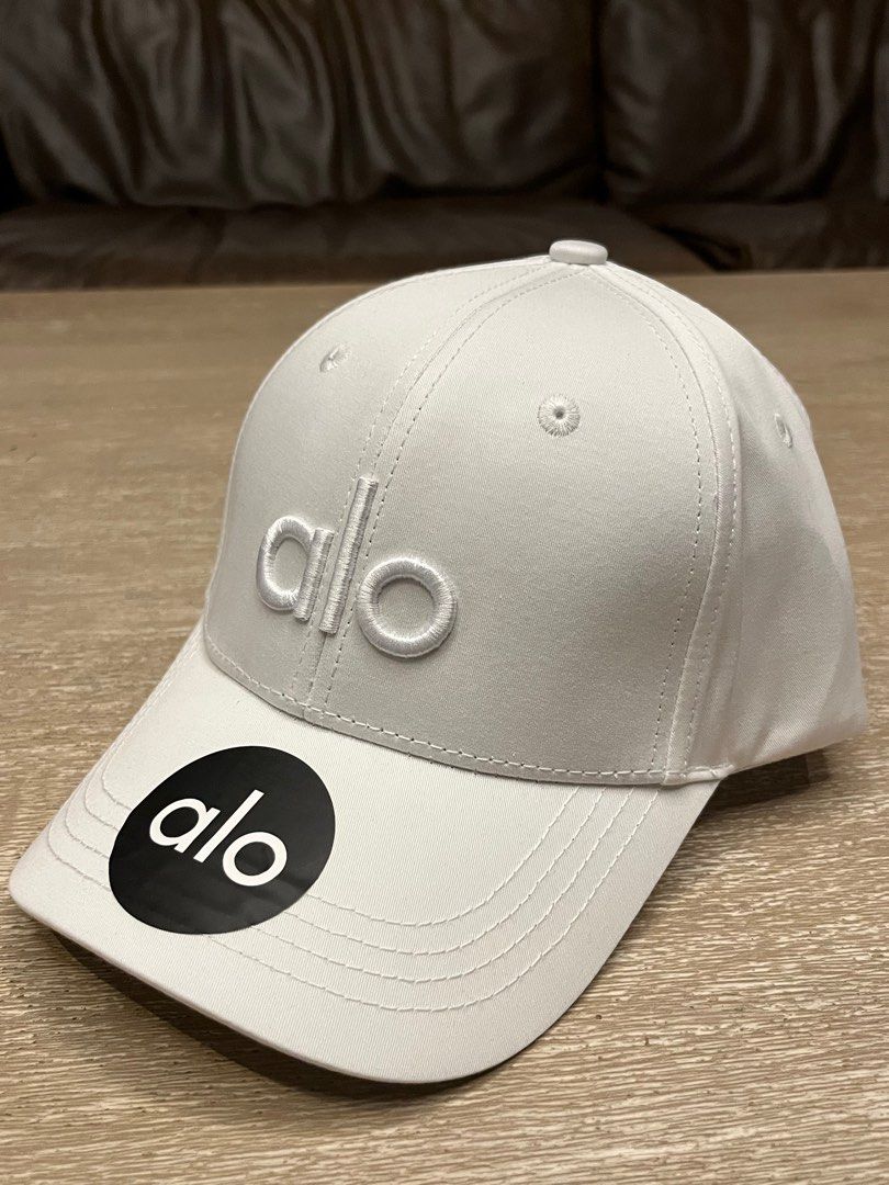 ALO YOGA CAP ( LOWEST ) (Category: Caps & Hats) located in Manila. Submitted by jmdvm (Listing ID 1348735953, Image 3). Description: Alo yoga Cap Structured Velcro adjustable OSFA Dm for more info 📨.