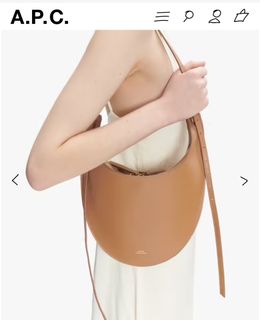 (Category: ) located in . Submitted by ie.preloved (Listing ID 1348654736, Image 1). Description: .