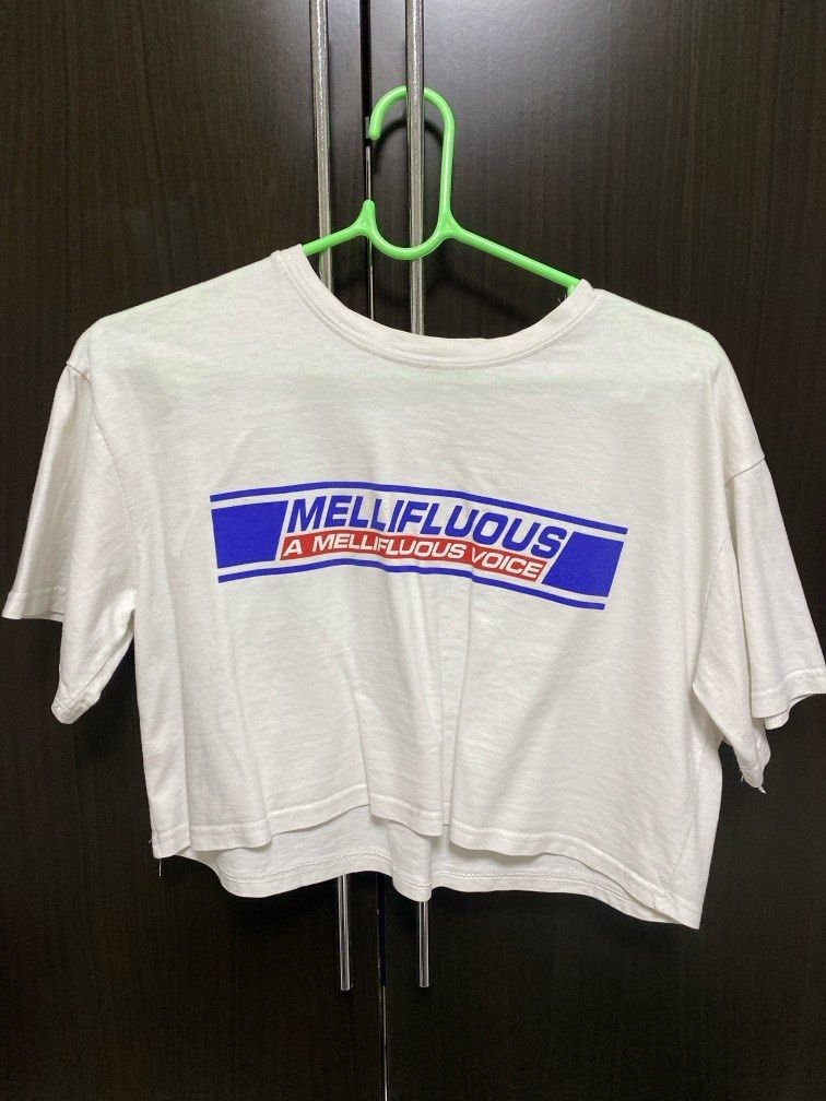 Basic Crop Top (Category: Shirts) located in Singapore. Submitted by nothingmorethan5 (Listing ID 1348769159, Image 1). Description: Basic crop top great for throwing over after workout.
