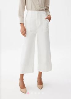 (Category: ) located in . Submitted by linzcloset (Listing ID 1348814038, Image 1). Description: .