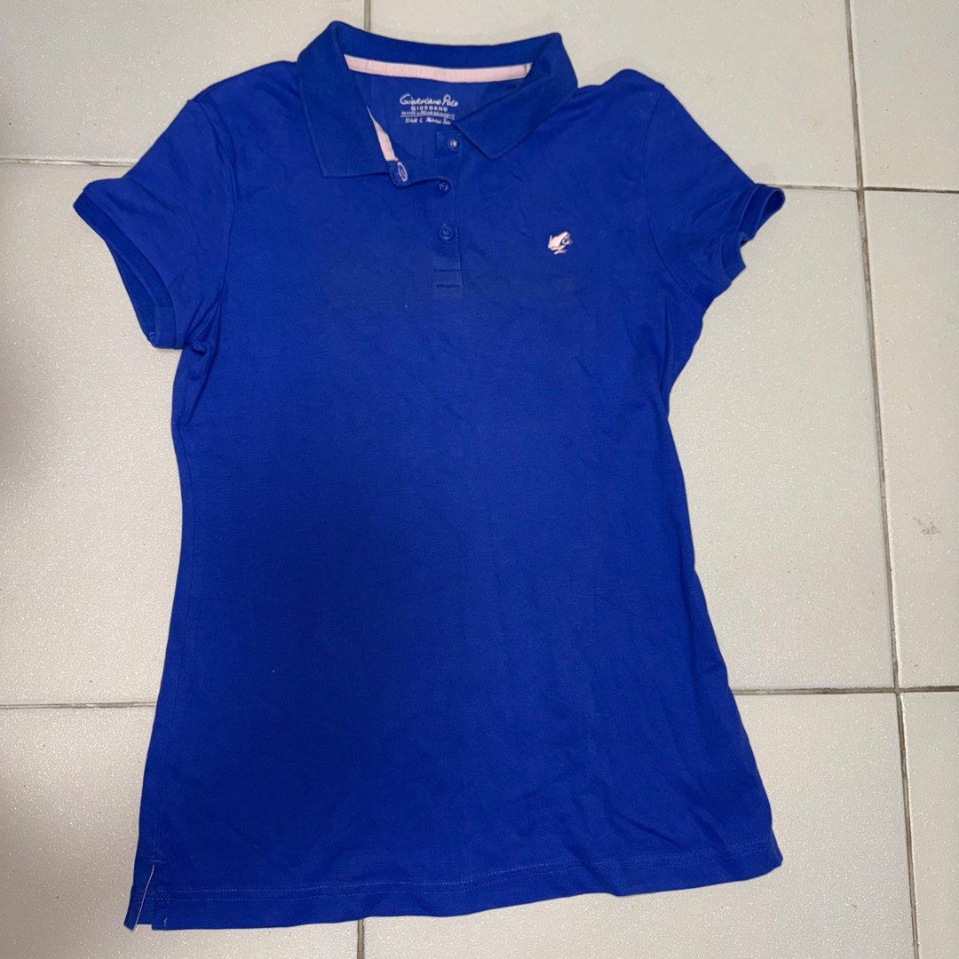 Branded Giordano Polo Womens MEDIUM (Category: Shirts) located in Manila. Submitted by eancc (Listing ID 1348681278, Image 1). Description: Fits medium to semi large build No damages, small barely noticeable stains only RFS: Decluttering MOP: BDO BPI GCASH.