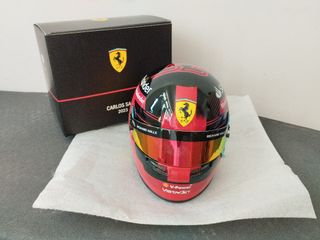 (Category: ) located in . Submitted by f1model-cars-helmets (Listing ID 1348738210, Image 1). Description: .