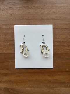 （分類：）位於 。 由 ah_ta 提交（商品編號 1348718906，圖片 1）。簡介： 。