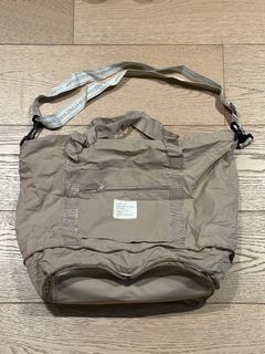 （分類：）位於 。 由 lacuspig 提交（商品編號 1348755121，圖片 1）。簡介： 。