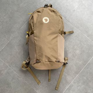 (Kategori: ) berada di . Dikirim oleh zeze_store (ID iklan 1348693615, Gambar 1). Deskripsi: .