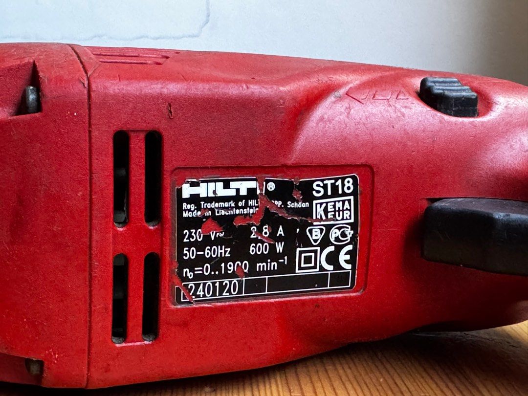 Hilti ST 18 metal screwdriver (Category: Construction Tools & Equipment) located in Talisay. Submitted by kim_rey (Listing ID 1348646028, Image 3). Description: in good working condition.