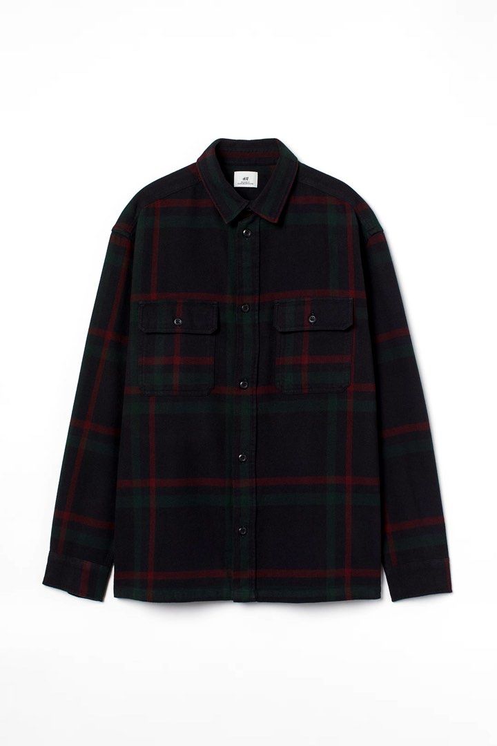 H&M Relaxed Fit Flannel Overshirt (Category: Tshirts & Polo Shirts ) located in San Juan City. Submitted by bmbstc14 (Listing ID 1343738290, Image 1). Description: - thick and heavy flannel - 26x30 - excellent condition, barely used.