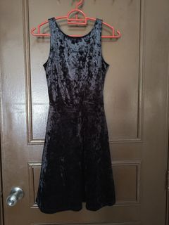 (Category: ) located in . Submitted by ohmygon (Listing ID 1348735551, Image 1). Description: .