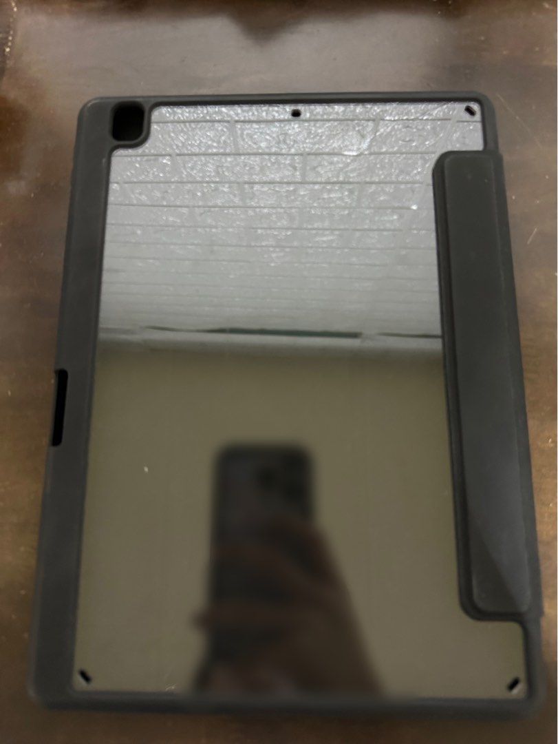 ipad 10.2 8th gen case with pencil holder (Category: Cases & Sleeves) located in Manila. Submitted by prelovedby.fel (Listing ID 1348730525, Image 1). Description: ipad 10.2 8th gen case with pencil holder ᝰ.ᐟ ₱300 ⟡ items are preloved, please manage your expectations ⟡ bought for 726 from orange app ⟡ will clean the case, alikabok yung nasa pic.