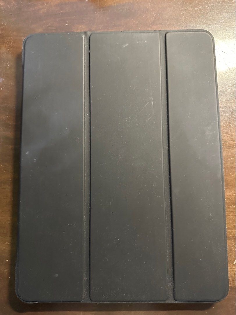 ipad 10.2 8th gen case with pencil holder (Category: Cases & Sleeves) located in Manila. Submitted by prelovedby.fel (Listing ID 1348730525, Image 2). Description: ipad 10.2 8th gen case with pencil holder ᝰ.ᐟ ₱300 ⟡ items are preloved, please manage your expectations ⟡ bought for 726 from orange app ⟡ will clean the case, alikabok yung nasa pic.