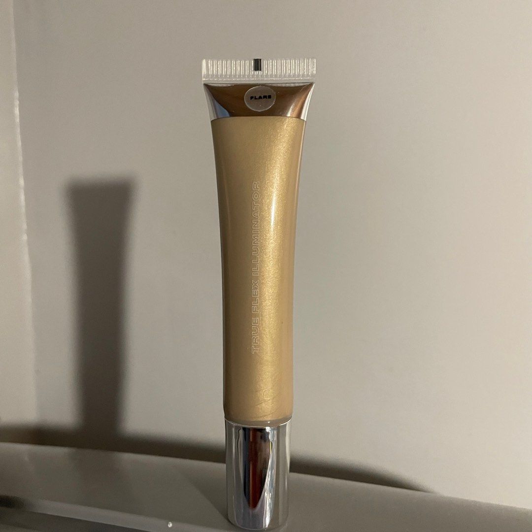Issy True Flex Illuminator - Flare Shade (Category: Makeup) located in Marikina City. Submitted by icebear0821 (Listing ID 1348777794, Image 2). Description: .