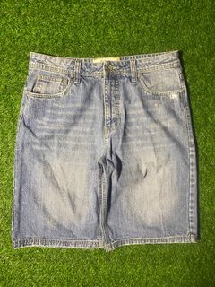 (Category: ) located in . Submitted by jackofallthrift (Listing ID 1348635673, Image 1). Description: .
