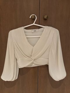(Category: ) located in . Submitted by kimchixix (Listing ID 1348775078, Image 1). Description: .