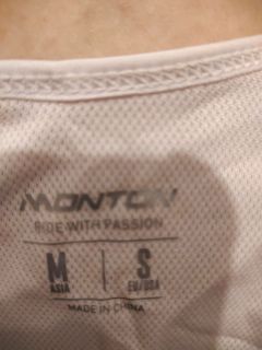 (Category: ) located in . Submitted by yanjenn (Listing ID 1348774034, Image 1). Description: .