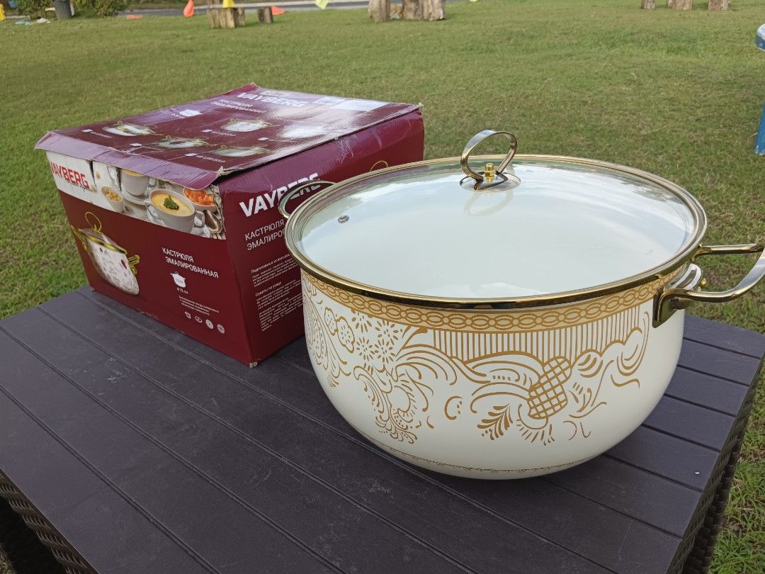 Multi pot large size (Category: Cookers) located in Caloocan City. Submitted by mariojr.ragma67837 (Listing ID 1348735523, Image 1). Description: multi pot ceramic large size imported.