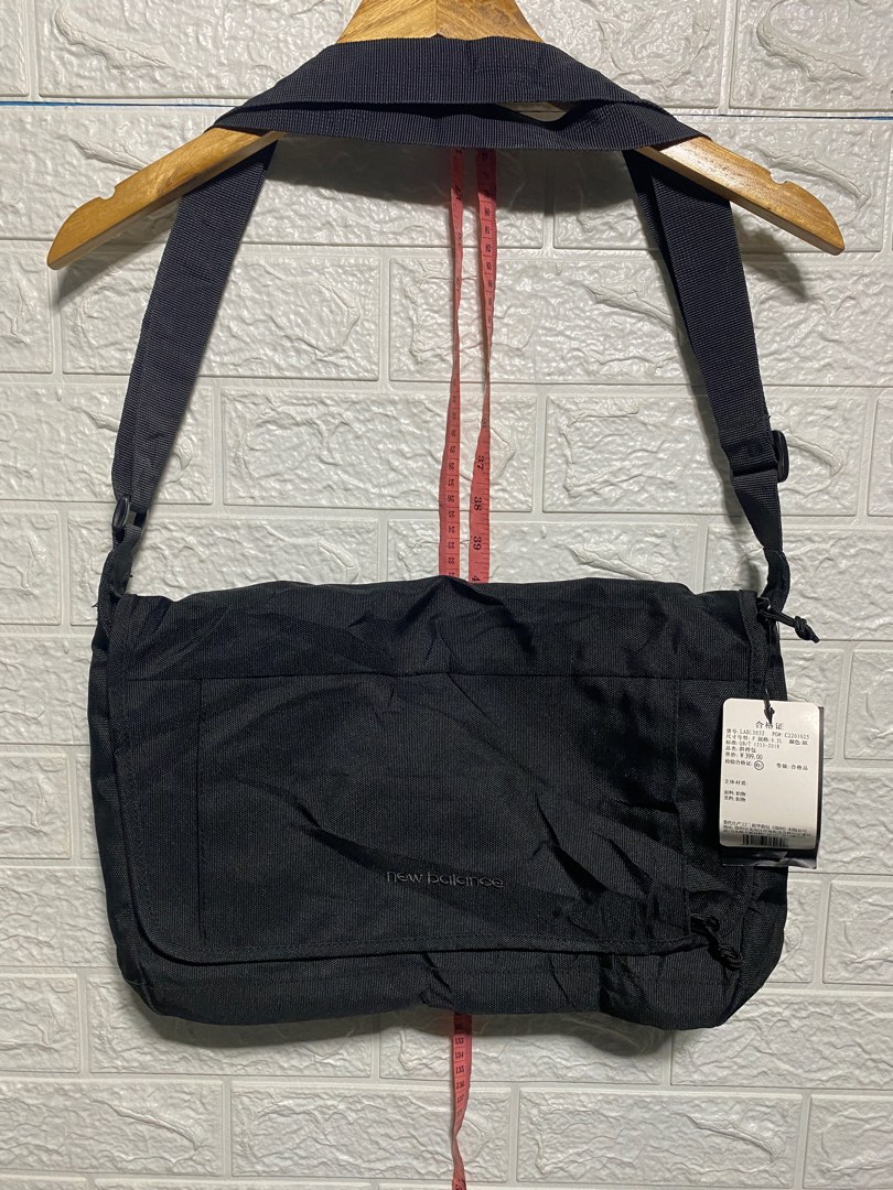 New Balance Multi Messenger Bag