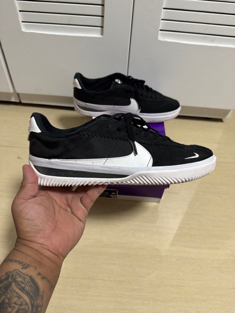 Nike BSRB (Category: Sneakers) located in Manila. Submitted by bochie (Listing ID 1348710917, Image 2). Description: Used twice.