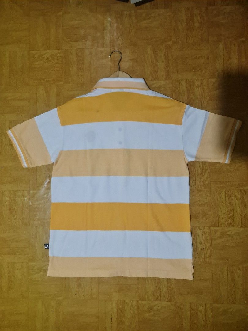 Polo versace v2 (Kategori: Atasan) berada di Jakarta Pusat. Dikirim oleh billyandr05322 (ID iklan 1348761214, Gambar 2). Deskripsi: kondisi no minus,siap pakai. bahan katun cmbat, lmbut dan tdk mdah ksut. size M P71×L108.