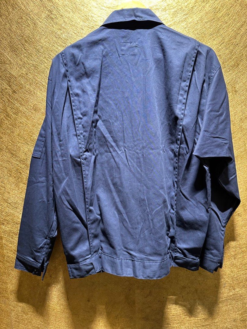 Redwing engineer jacket (Category: Activewear) located in Papar. Submitted by tolythrift (Listing ID 1348803942, Image 2). Description: Pit 23.5inch, Labuh 28inch. Legit Redwing engineer jacket Last 3 piece. Store clearance .
