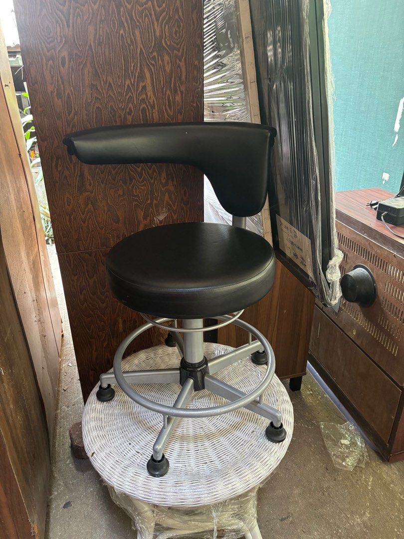 Retro Aesthetic Mid Century Chair (Category: Chairs) located in Quezon City. Submitted by ionix19 (Listing ID 1348645707, Image 1). Description: For Sale Accent Chair Office Chair Bar Stool.