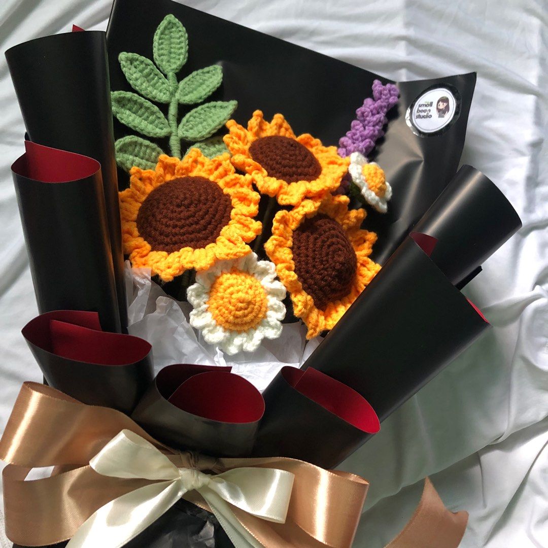 SUNFLOWER BOUQUET CROCHET 🌻✨ (Category: Flowers & Bouquets) located in Cavite. Submitted by smallbeanstudio (Listing ID 1348799317, Image 3). Description: .