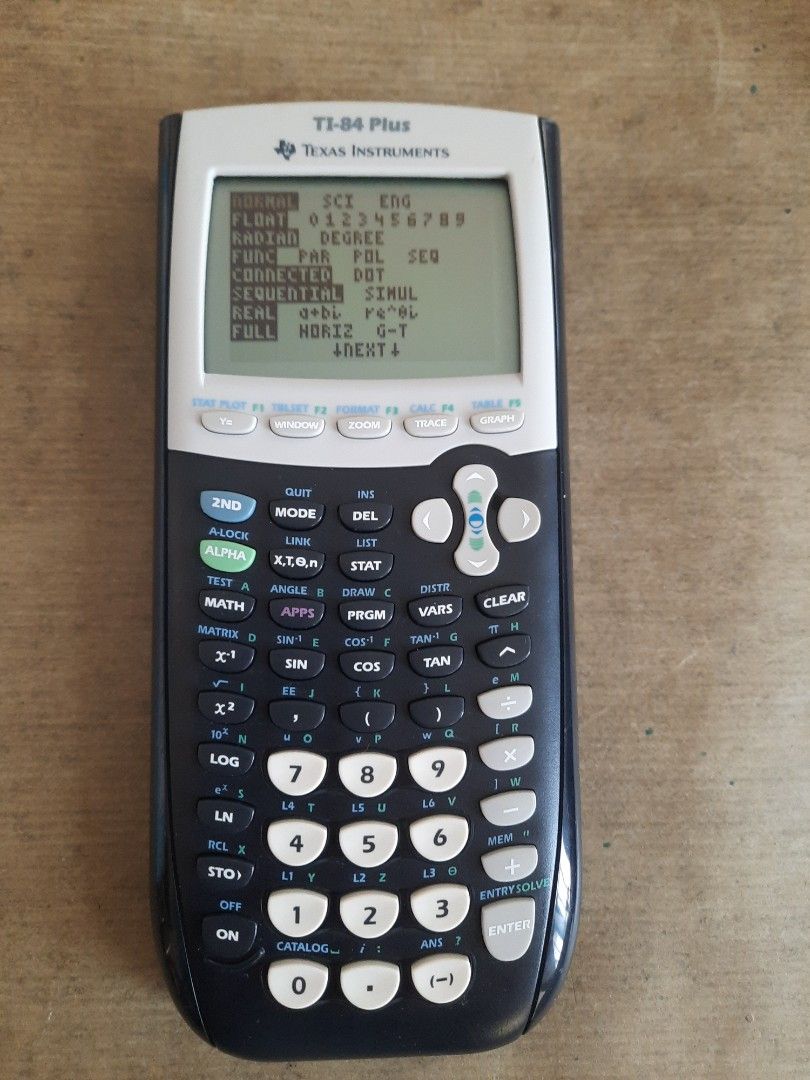 TI-84 Plus CE calculator, 其他, 其他- Carousell