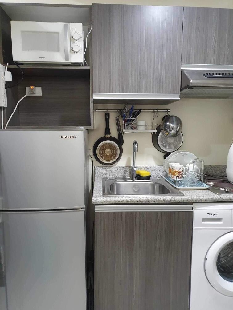 Torre Central Condo for Lease - 1 person (Category: Apartments & Condos) located in Antipolo. Submitted by BONG.CHUA (Listing ID 1348639962, Image 2). Description: Located along Galicia St. a walkable distance to UST, FEU, UE and nearby Universities. Unit inclusions: Range Hood 2 Burner Electric Stove Washing Machine Refrigerator Microwave Oven Water Heater Bidet Shower Enclosure Wardrobe 2-Seater Dining Blinds Sofabed Study Area Loft Bed Aircon 