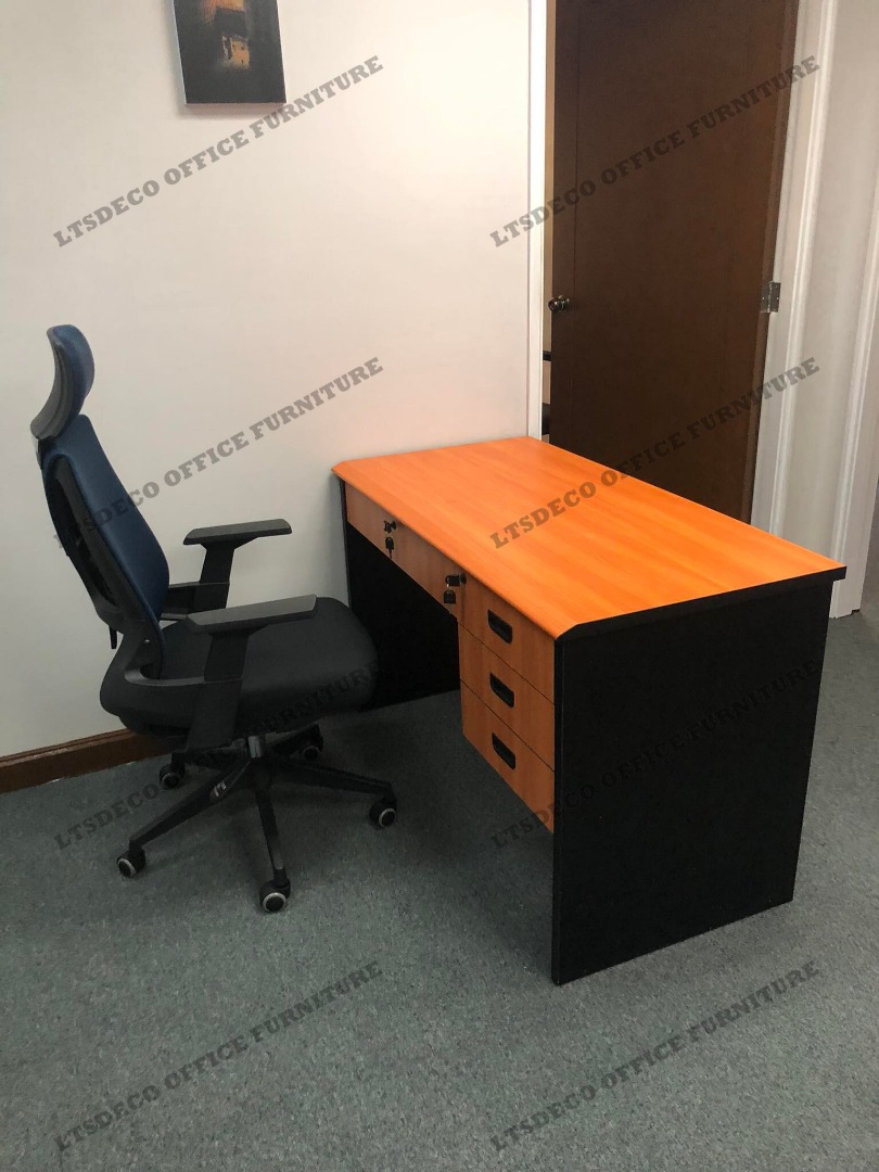 WORK STATION TABLE / OFFICE PARTITION / OFFICE FURNITURE, Furniture ...
