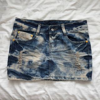 (Category: ) located in . Submitted by diboflowergarden (Listing ID 1348785885, Image 1). Description: .