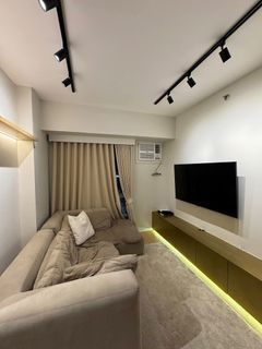 1BR FOR LEASE at Avida Towers 9th Avenue BGC Taguig - For Rent / For Sale / Metro Manila / Interior Designed / Condominiums / RFO Unit / NCR / Fully Furnished / Real Estate Investment / Clean Title / Ready For Occupancy / Income Generating / Condo Living