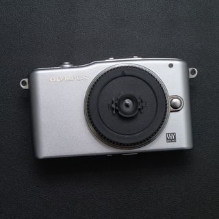 由 camera-king (刊登 ID 1348850715，圖片 1) 提交，位於 的 (類別：)，說明：。