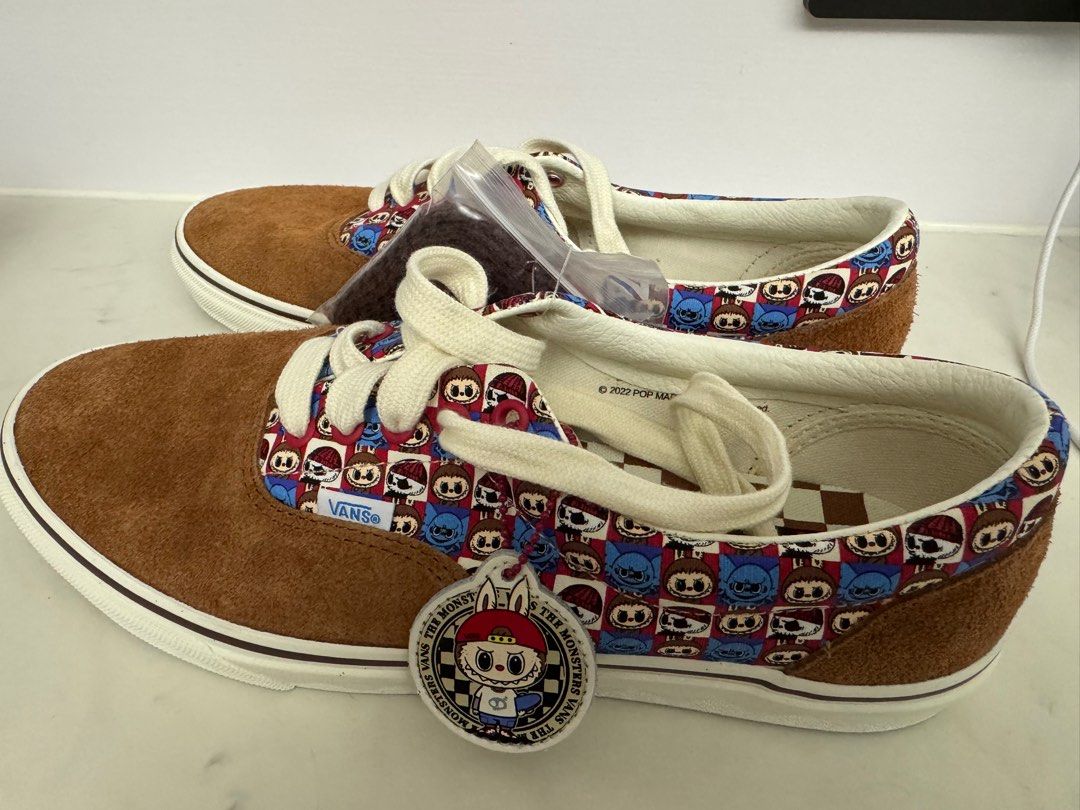 台湾花蓮の洪水被害寄付THE MONSTERS LABUBU VANS POP MART THE