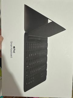Apple iPad Smart Keyboard63003980383362110